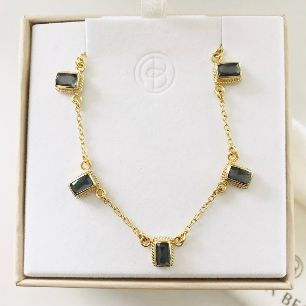 SOLD✨Anna Beck Hematite Collar Necklace 16-18”